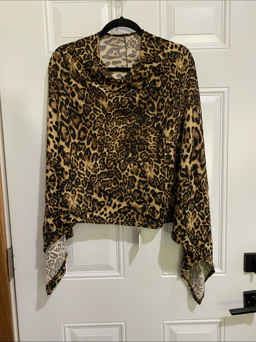 Leopard Print Lightweight Women's Shawl - Brown/Black